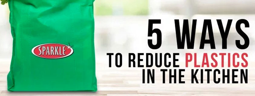 5 Easy Ways To Reduce Plastics in the kitchen
